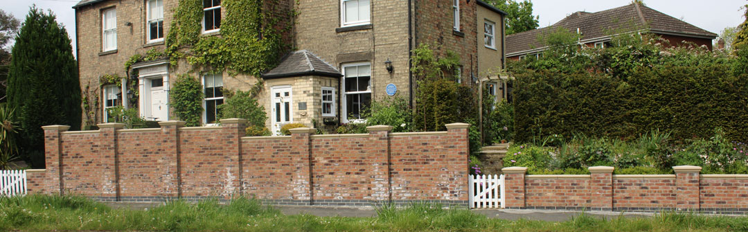 Wall Coping, Pier Caps, Cast Stone, Fluted Pier Caps, Fluted Wall Copings, Brick Wall, Residential Property, Increase Curb Appeal, Free Delivery, Fast Lead Times