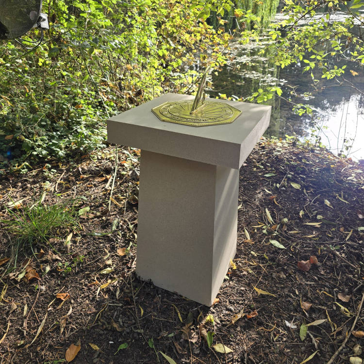 Contemporary Sundial corner front