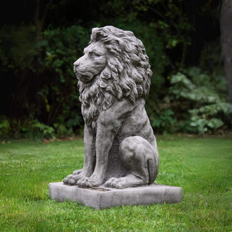 Large Sitting Lion side
