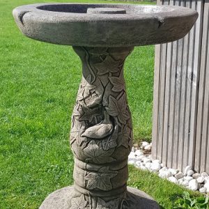 IvyNestBirdbath_INBB-4-111-garden