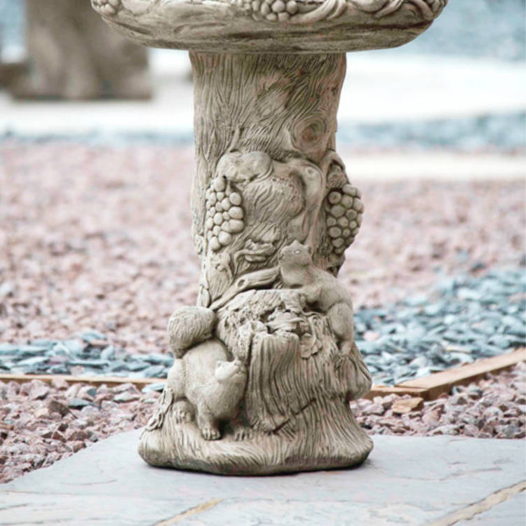 SquirrelWildlifeBirdbath_SWBB-4-001-base